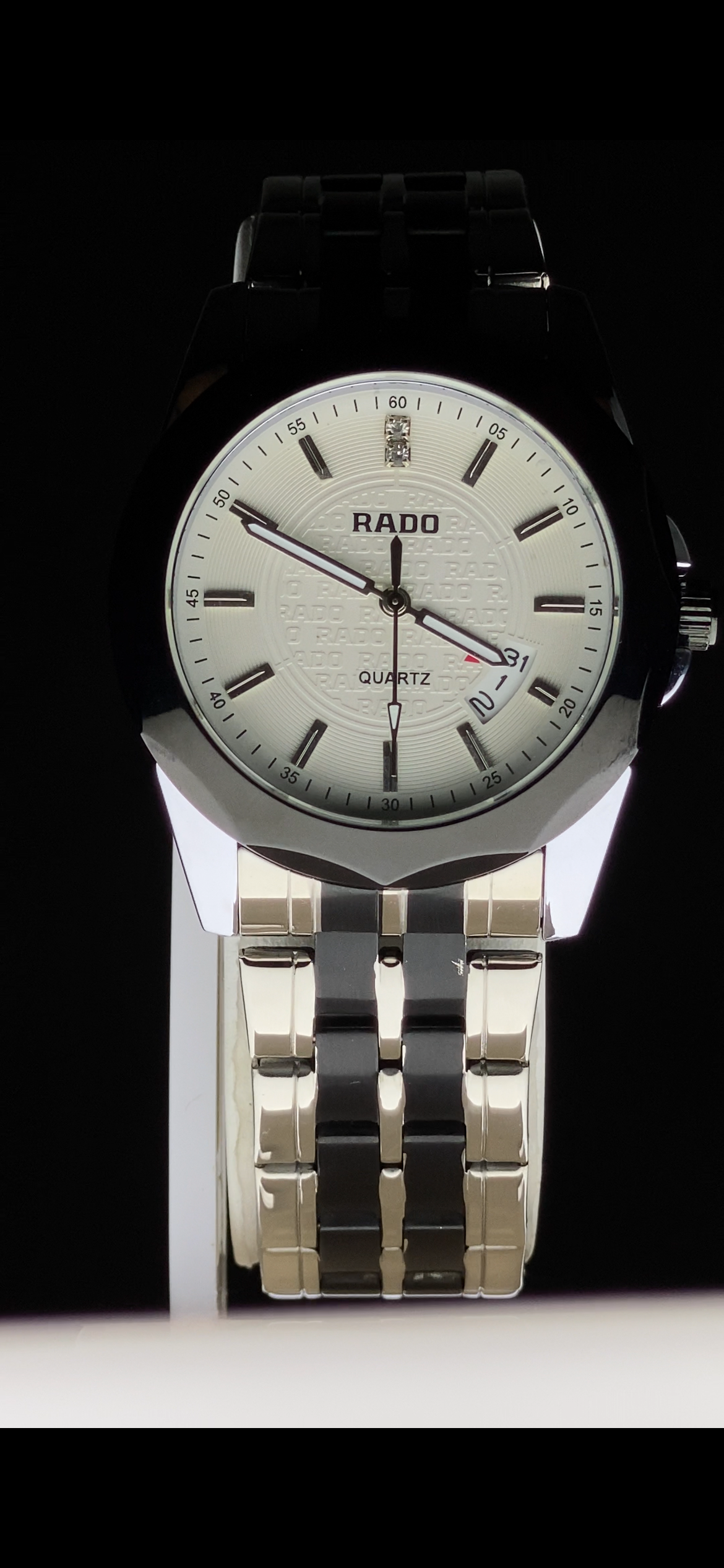 Rado Quartz Luxury Men’s Wrist Watch – Silver & Black